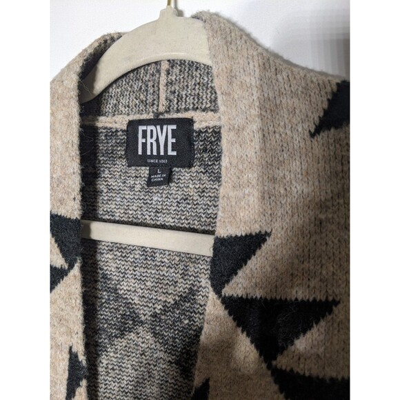 Frye Cardigan Long Sweater Womens Sz L Beige Black Aztec Southwestern Boho Cozy - Picture 7 of 9